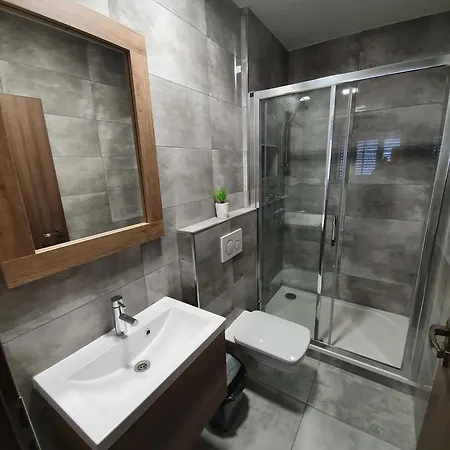 ゲストハウス Domirexgroup